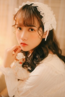 黑色大丽花